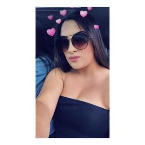 Meet your Posher, Alejandra